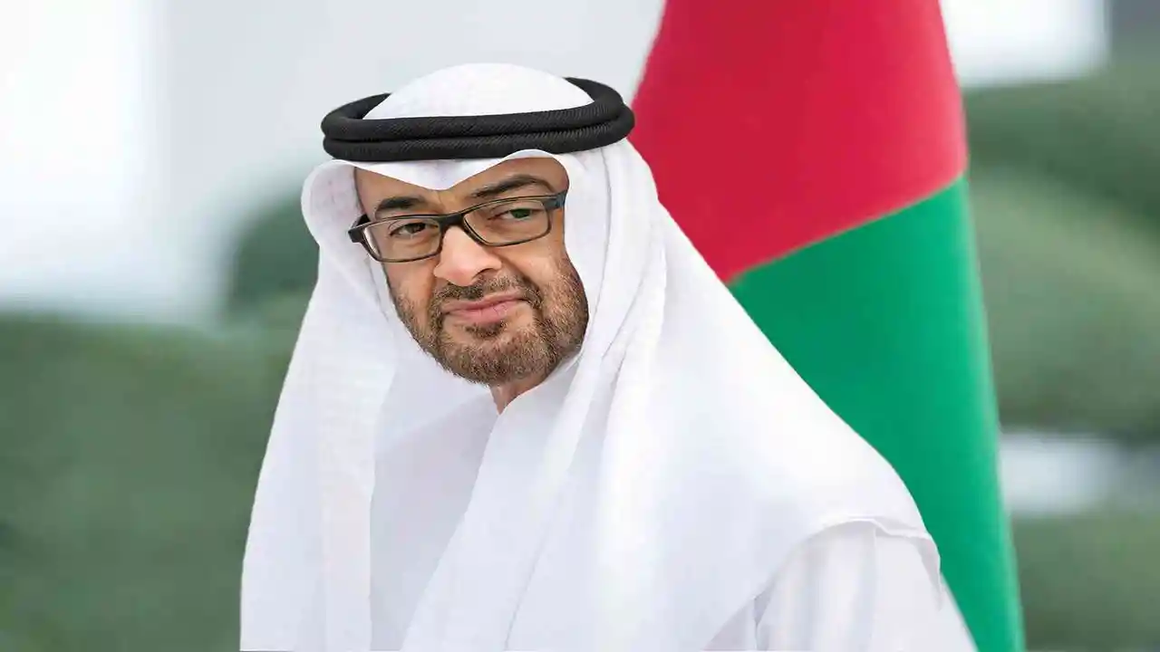 بمشاركة 51 دورة.. رئيس الدولة يشهد تخريج دفعات كلية زايد الثاني العسكرية